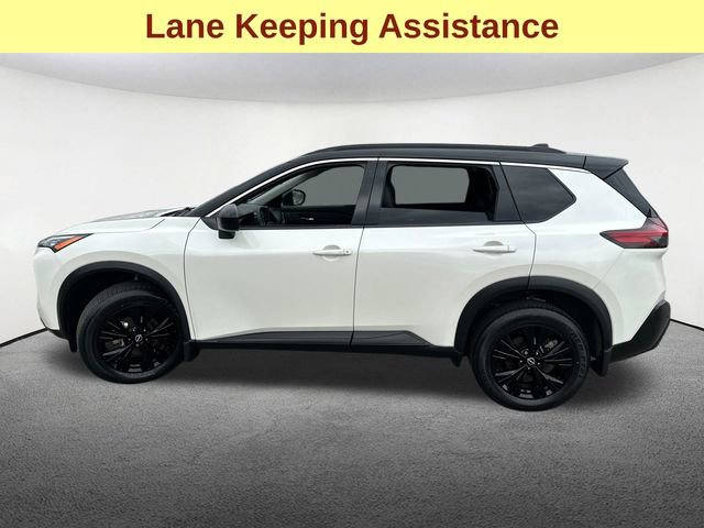 Used 2023 Nissan Rogue SV w/ SV Premium B Package image 6