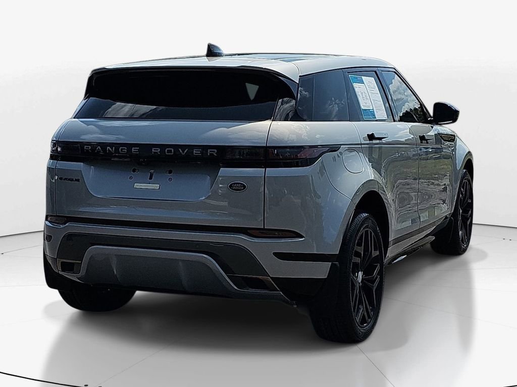 Used 2023 Land Rover Range Rover Evoque R-Dynamic SE image 5
