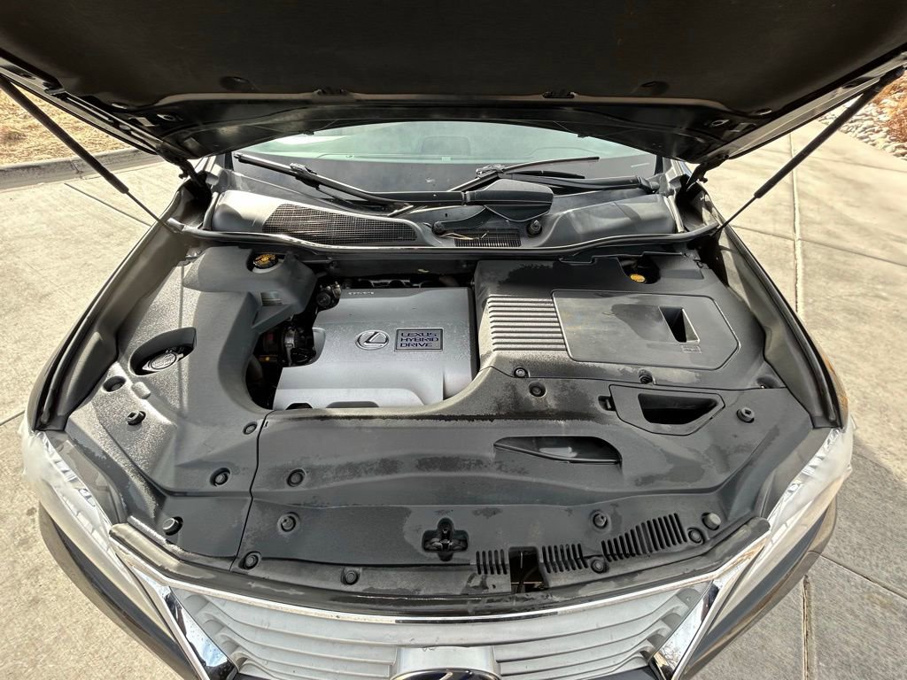Used 2013 Lexus RX 450h AWD image 35