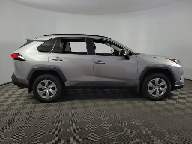 Used 2021 Toyota RAV4 LE AWD/4WD image 11