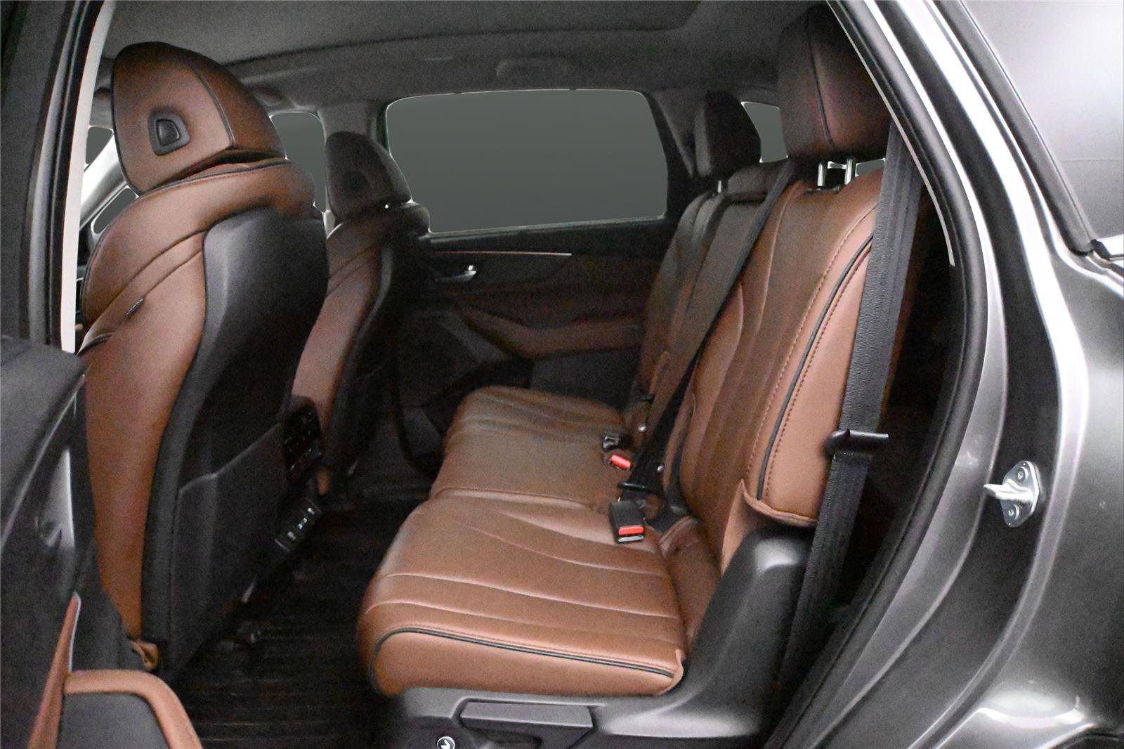 Certified 2024 Acura MDX SH-AWD w/ Advance Package image 9