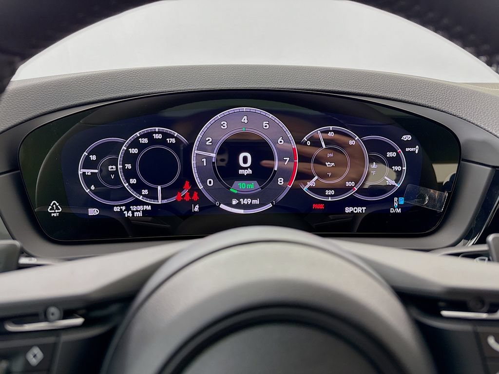 New 2026 Porsche Cayenne E-Hybrid Coupe AWD/4WD image 18