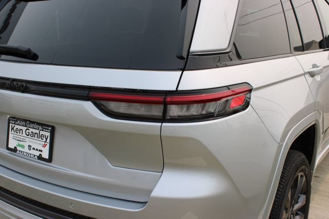 New 2026 Jeep Grand Cherokee Limited AWD/4WD image 39
