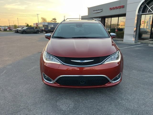 Used 2018 Chrysler Pacifica Limited w/ Tire & Wheel Group image 36