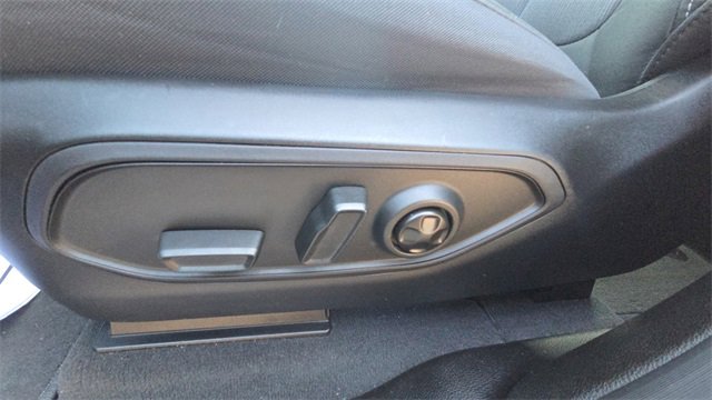 Used 2024 Jeep Grand Cherokee L Laredo w/ Luxury Tech Group I image 24