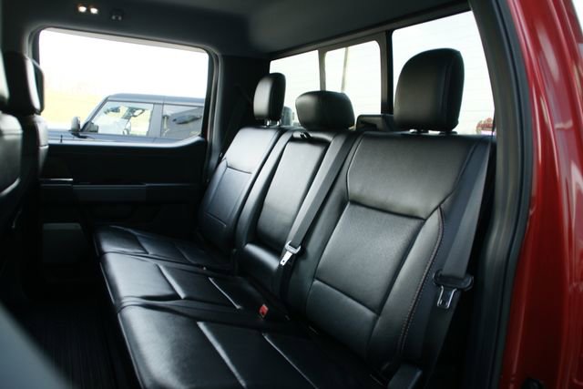 Certified 2022 Ford F150 Lariat w/ Equipment Group 502A High image 32