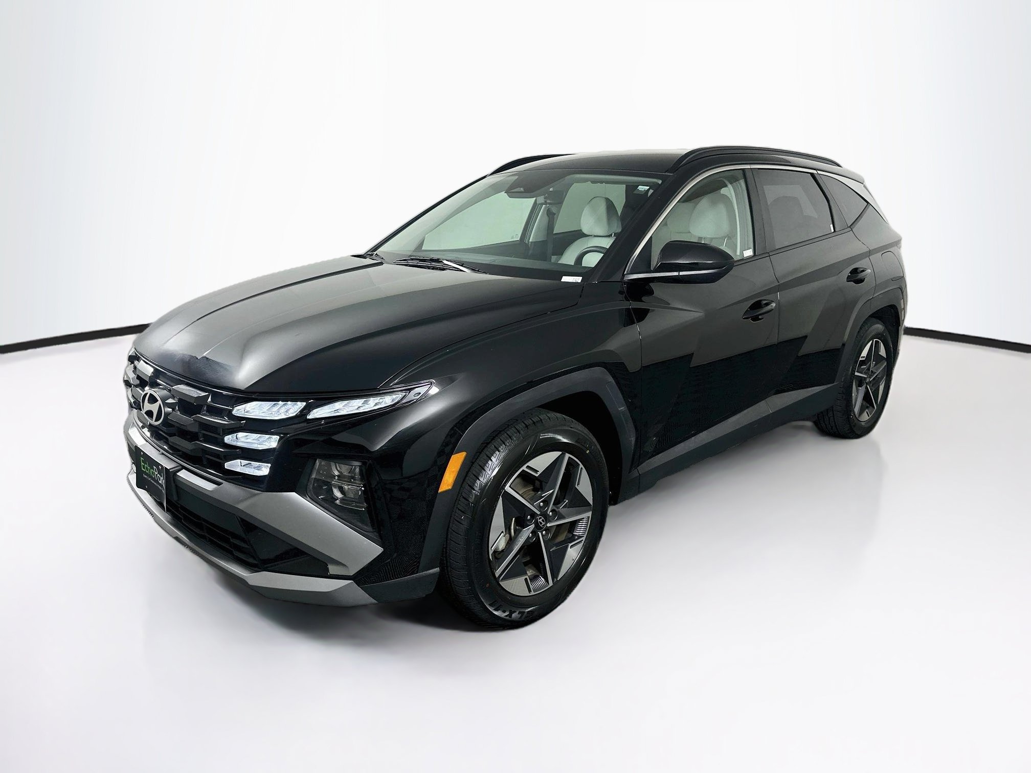 Used 2025 Hyundai Tucson SEL FWD image 3