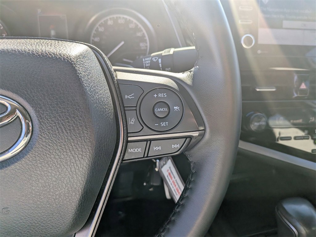 Used 2024 Toyota Camry SE image 23