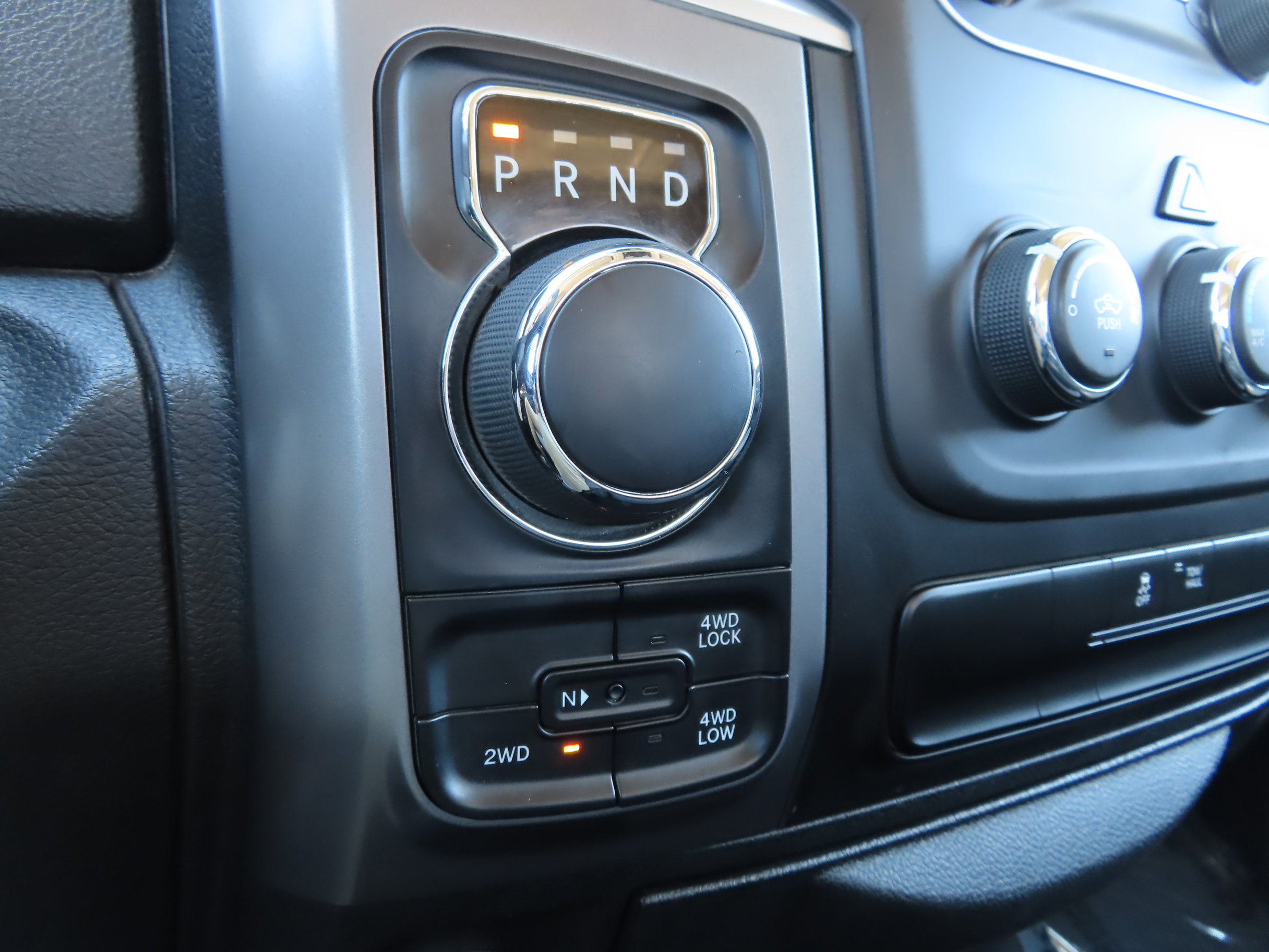 Used 2024 RAM 1500 Classic SLT image 21