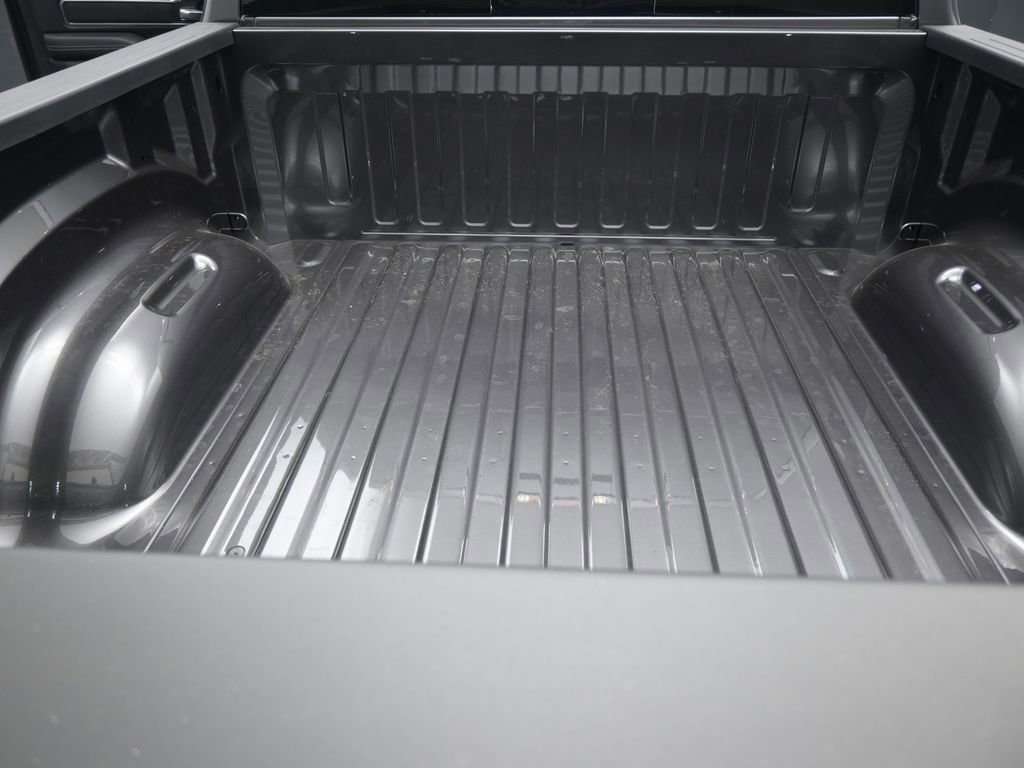 New 2026 RAM 1500 Laramie w/ Sport Appearance Package image 27