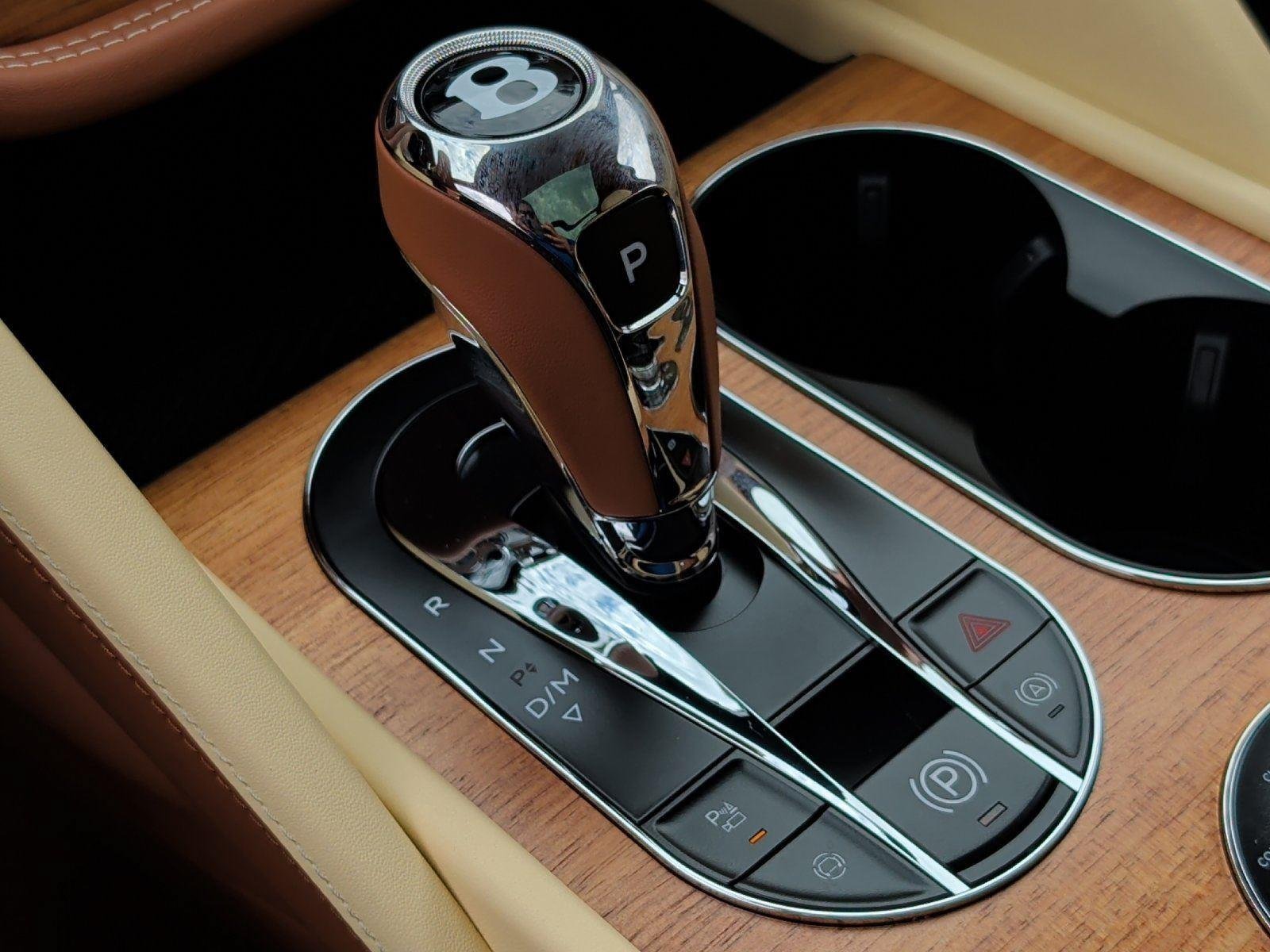 New 2026 Bentley Bentayga Extended Wheelbase AWD/4WD image 34