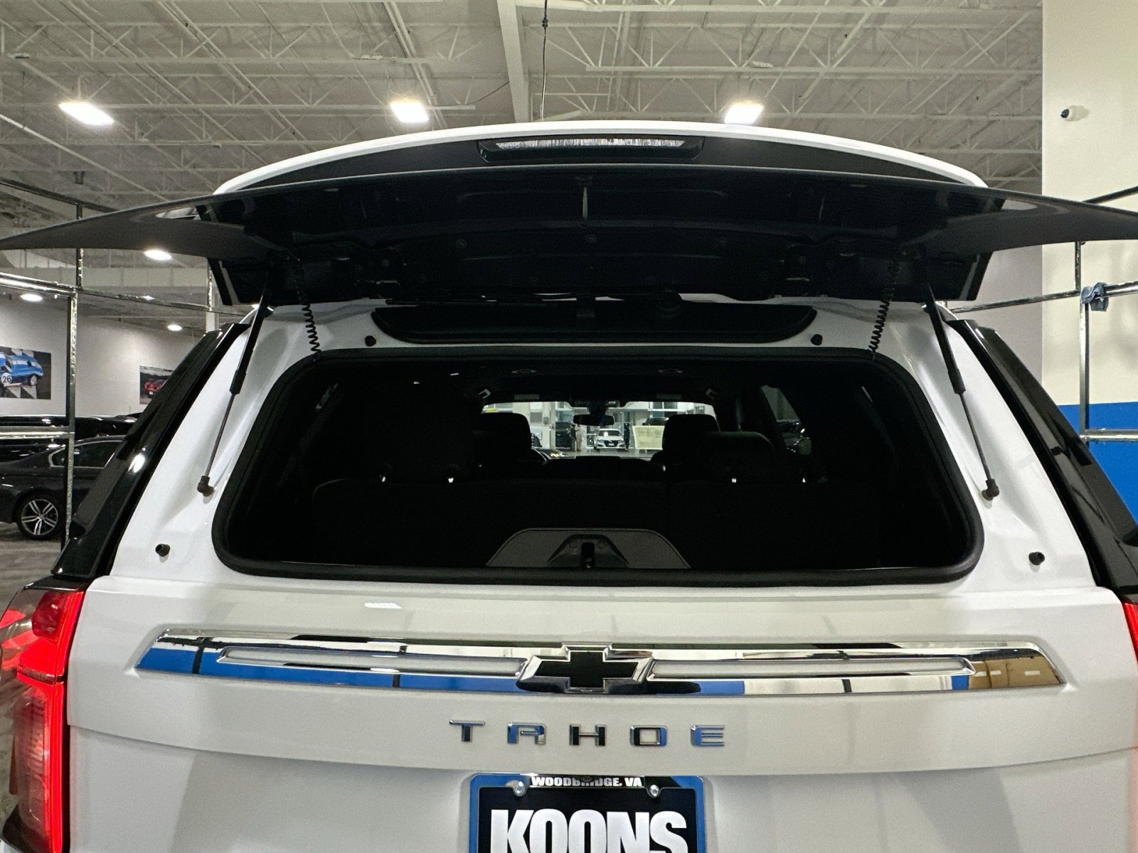 Used 2022 Chevrolet Tahoe LS image 34