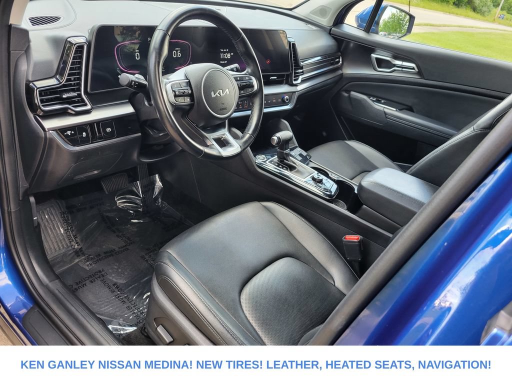 Used 2024 Kia Sportage EX FWD image 25