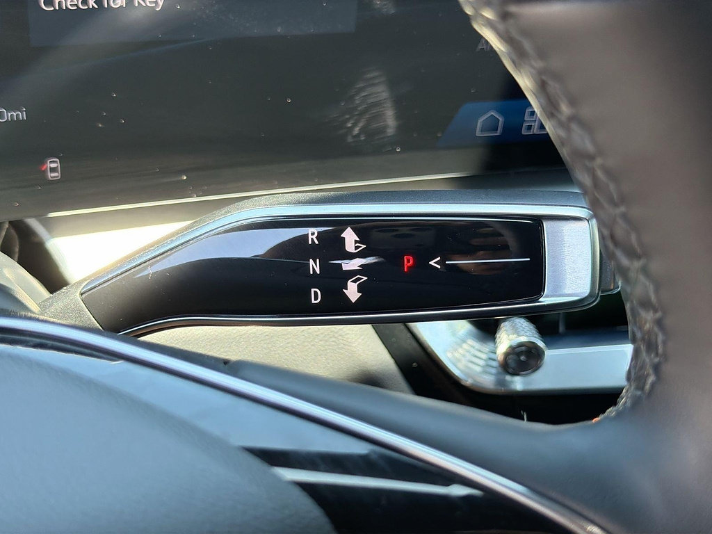 Certified 2024 Cadillac Lyriq Luxury RWD image 13