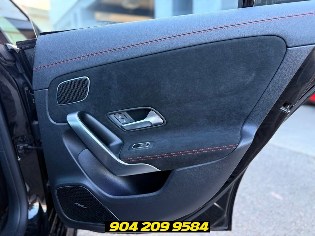 Used 2020 Mercedes-Benz CLA 35 AMG 4MATIC image 31