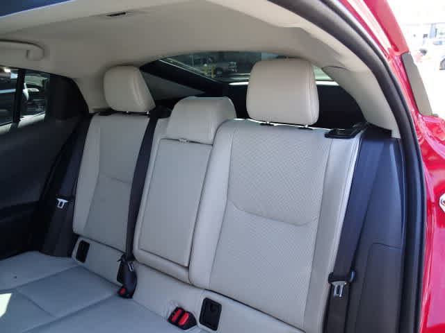 Used 2024 Toyota Prius FWD image 20