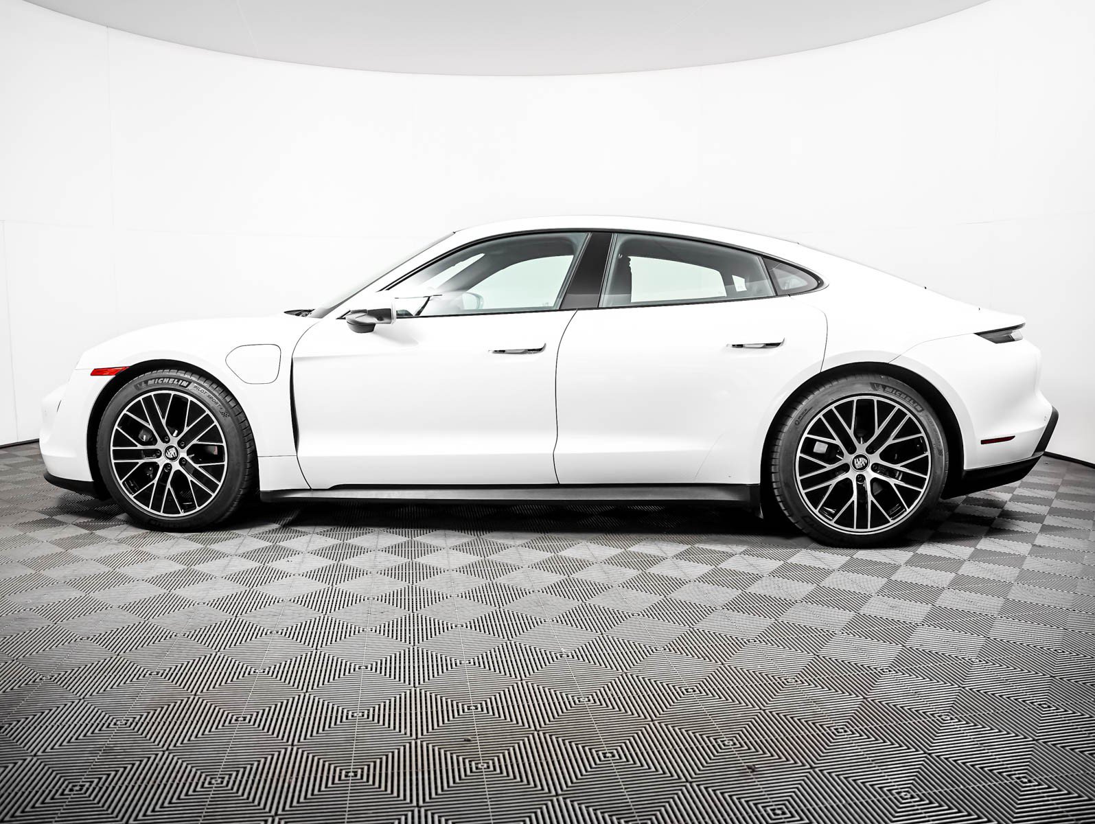 Certified 2023 Porsche Taycan RWD image 2