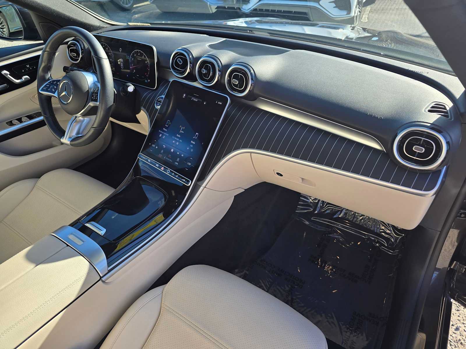 Used 2023 Mercedes-Benz C 300 4MATIC Sedan image 10