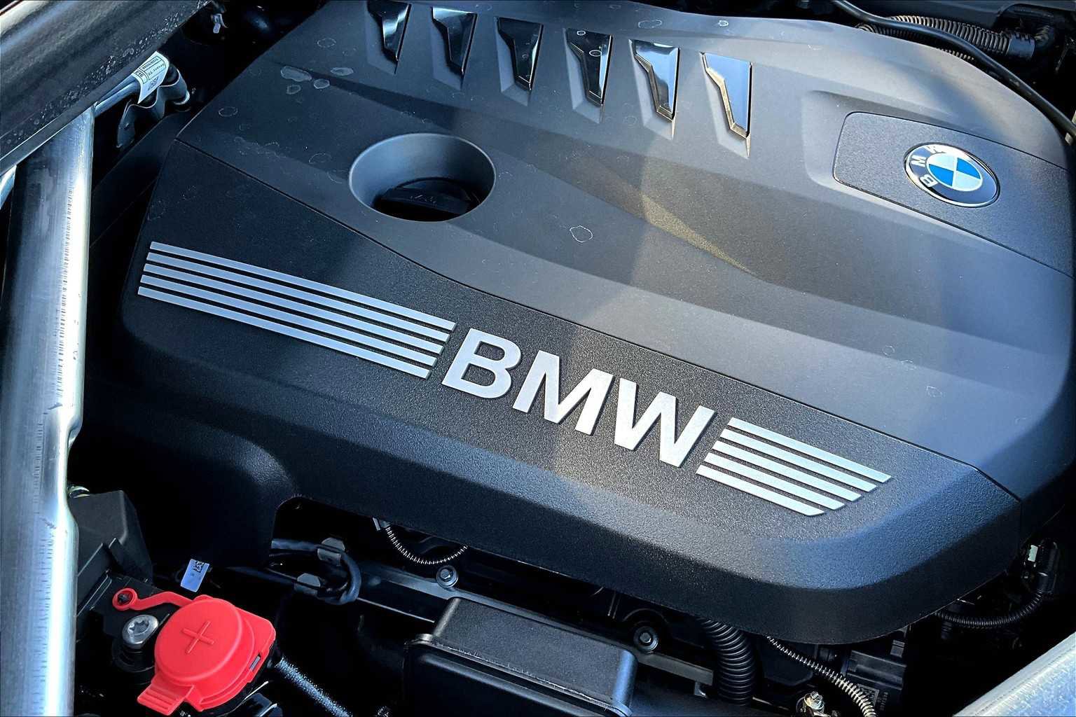 New 2026 BMW X5 sDrive40i w/ Premium Package image 16