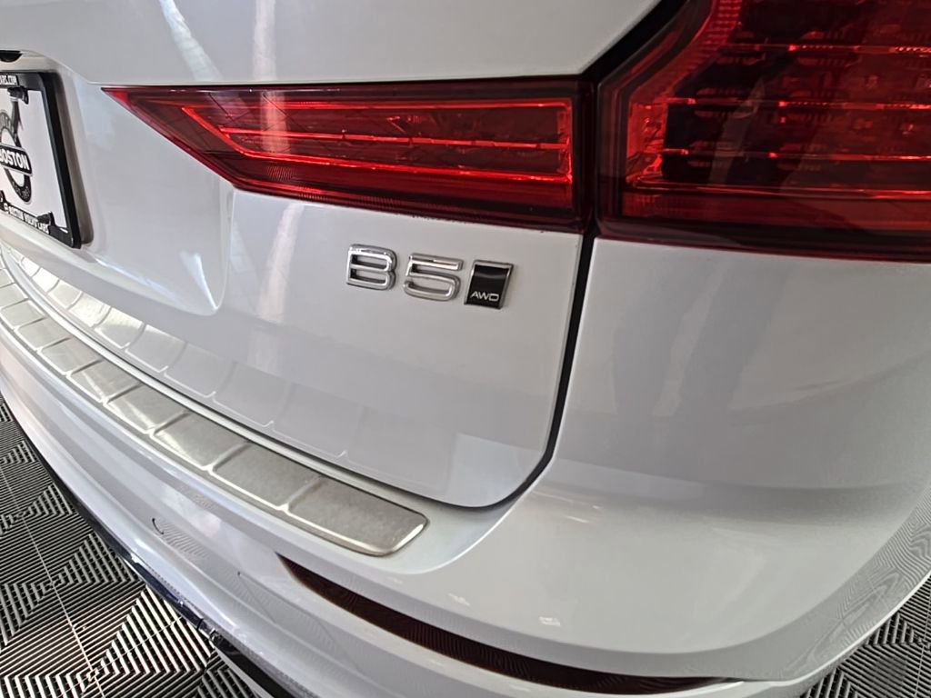 Certified 2023 Volvo XC60 B5 Plus w/ Protection Package Premier image 8
