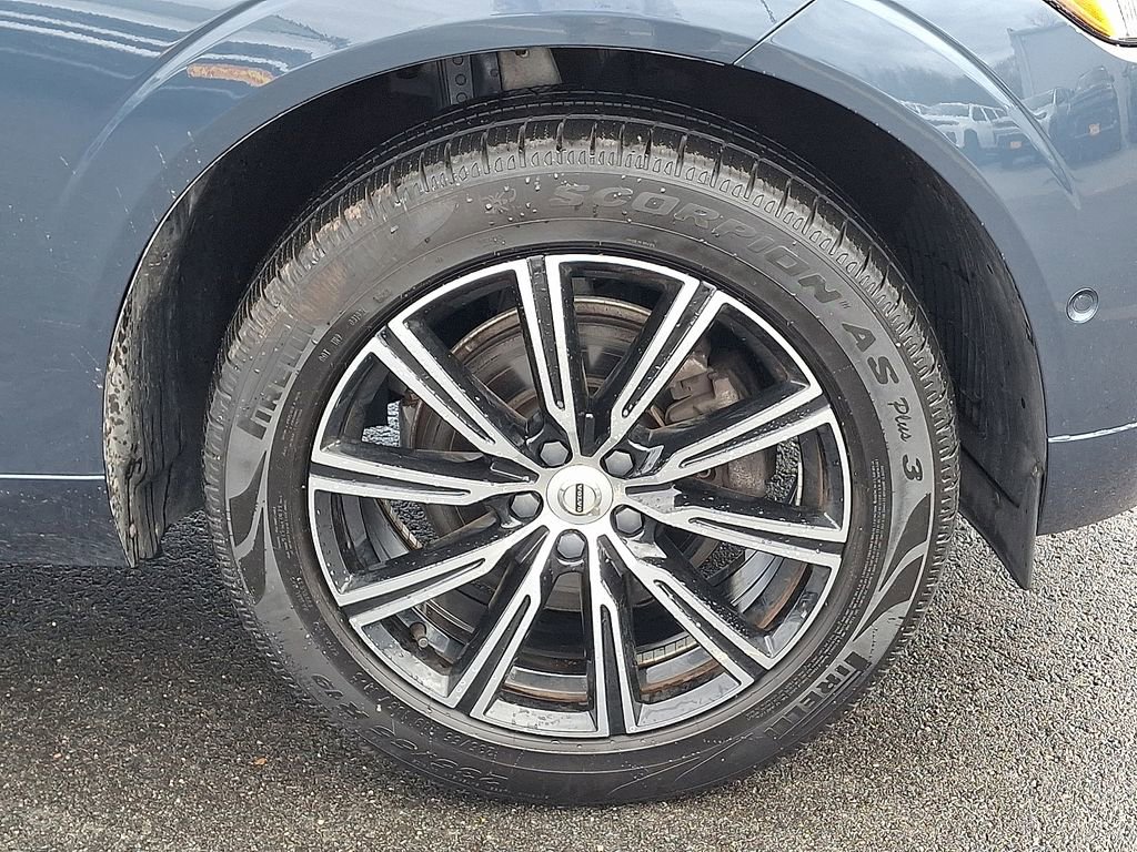 Used 2019 Volvo XC60 T5 Inscription image 8