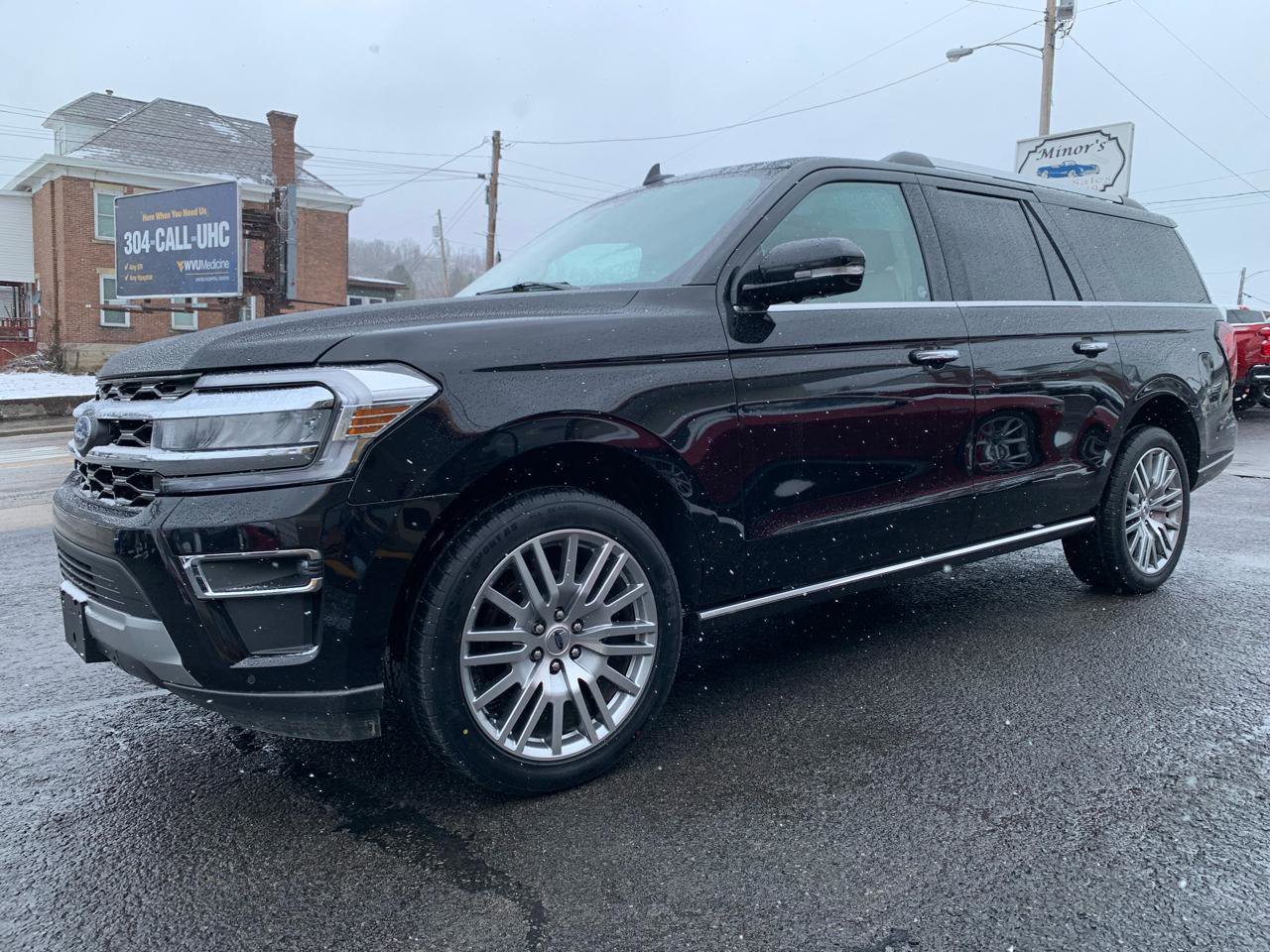 Used 2024 Ford Expedition Max Limited image 1