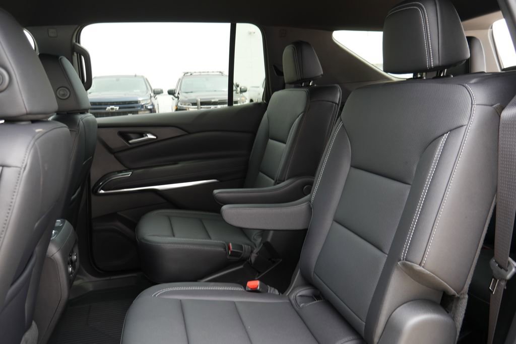 New 2026 Chevrolet Traverse LT w/ LPO, Floor Liner Package image 26