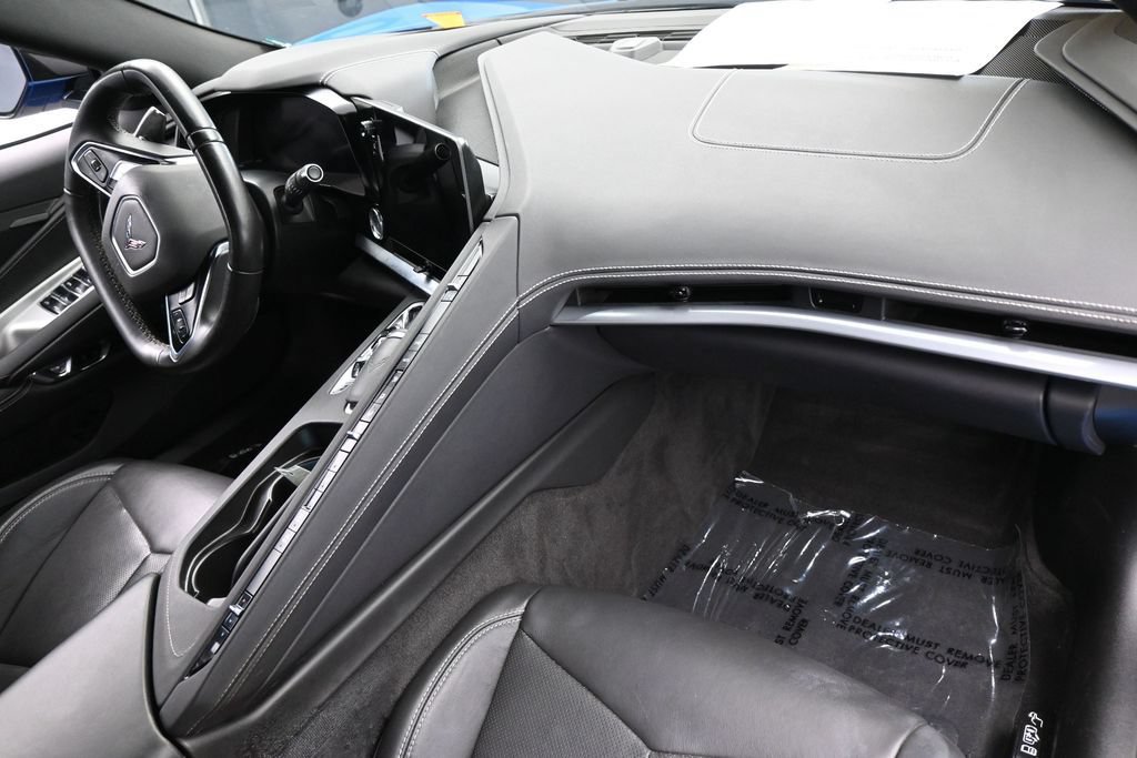 Used 2024 Chevrolet Corvette Stingray Convertible w/ 1LT RWD image 35