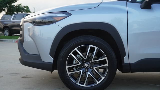 Used 2026 Toyota Corolla Cross XLE FWD image 5