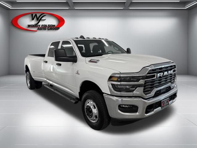 New 2026 RAM 3500 Tradesman w/ Chrome Appearance Group A AWD/4WD image 3