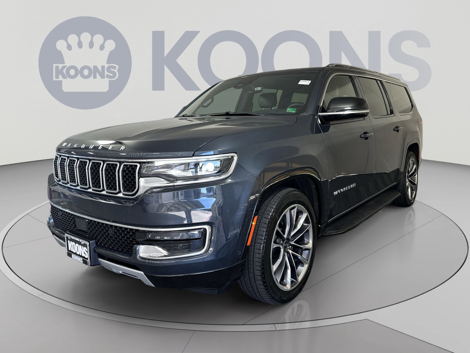 Used 2023 Jeep Wagoneer L Series II w/ Premium Group I AWD/4WD image 1