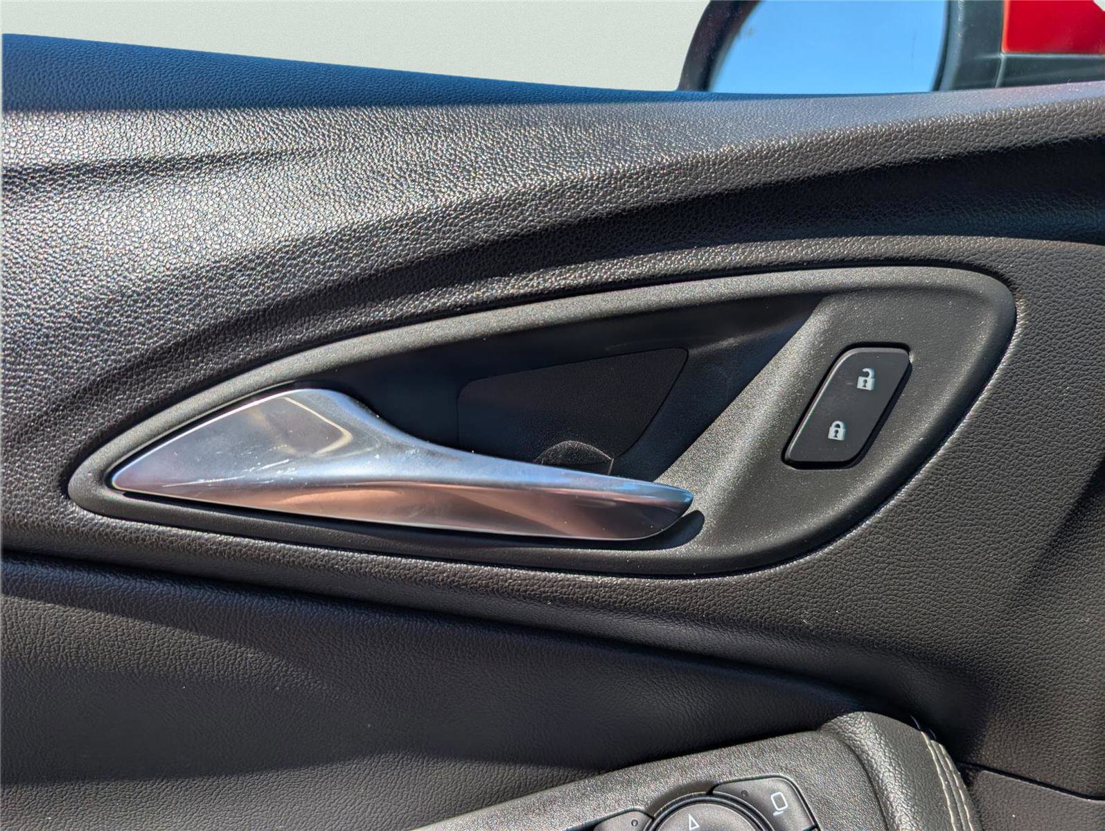 Used 2024 Buick Encore GX Sport Touring image 29