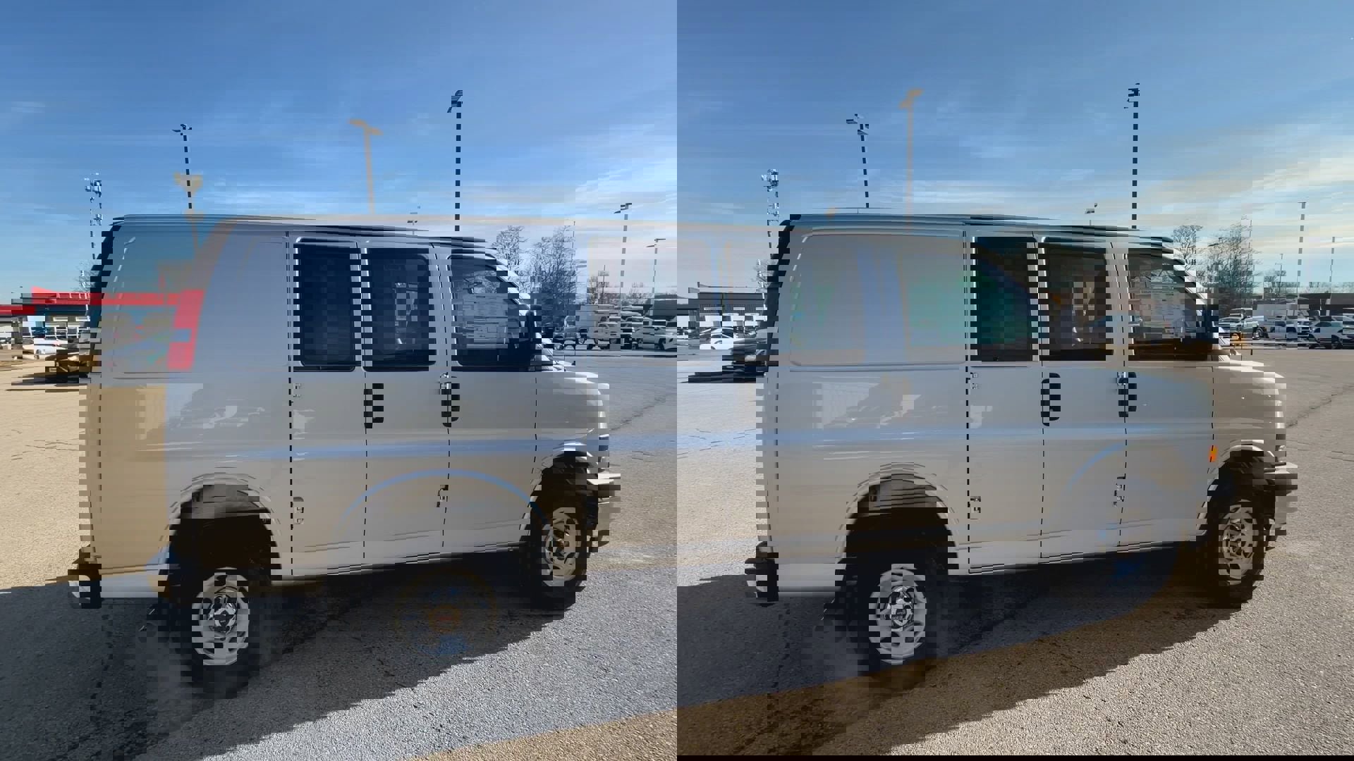 New 2025 GMC Savana 2500 image 9