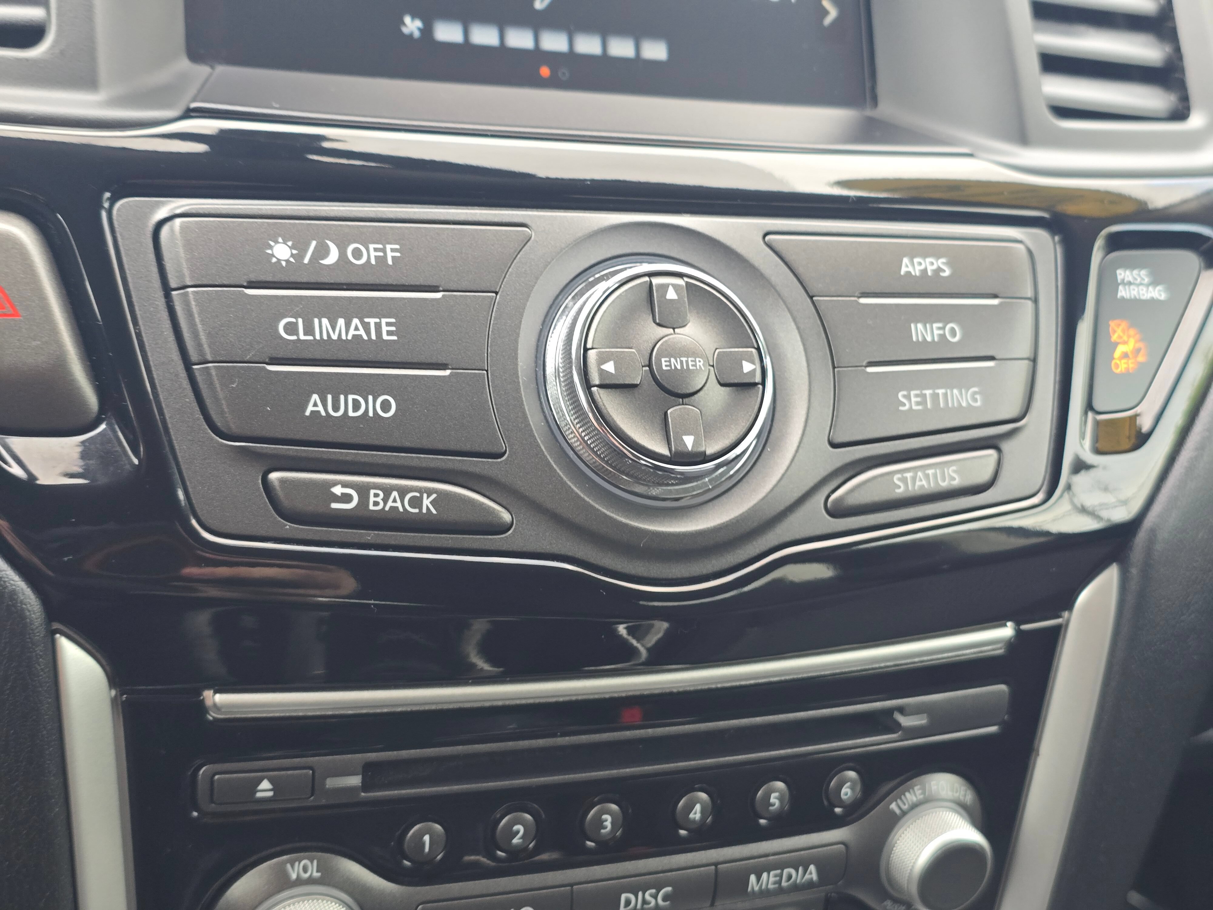 Used 2019 Nissan Pathfinder SV FWD image 27