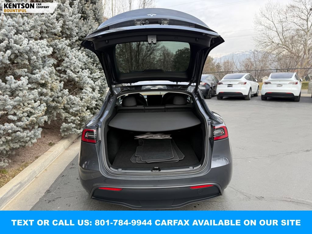 Used 2023 Tesla Model Y Long Range image 33