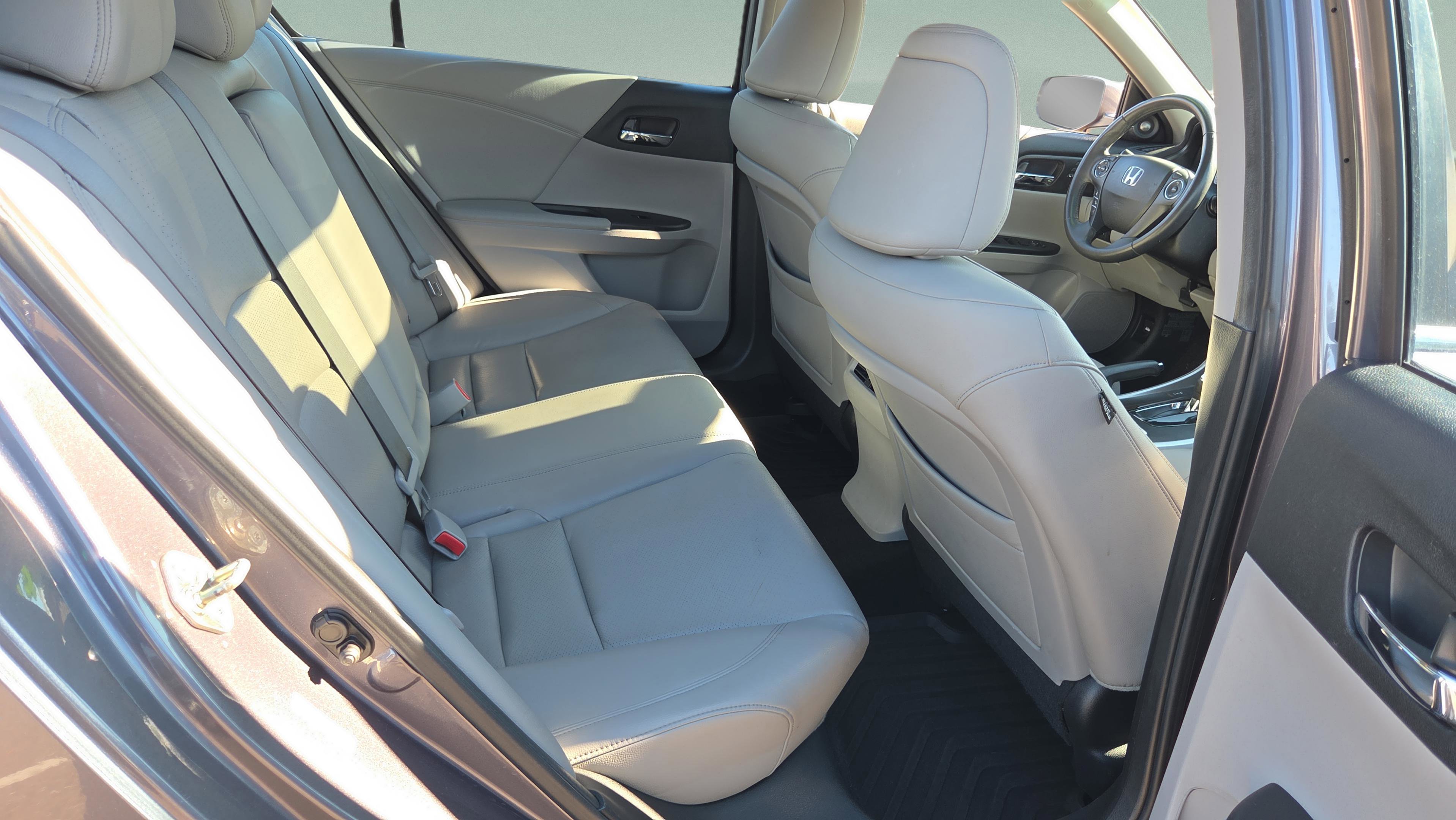 Used 2014 Honda Accord EX-L image 7