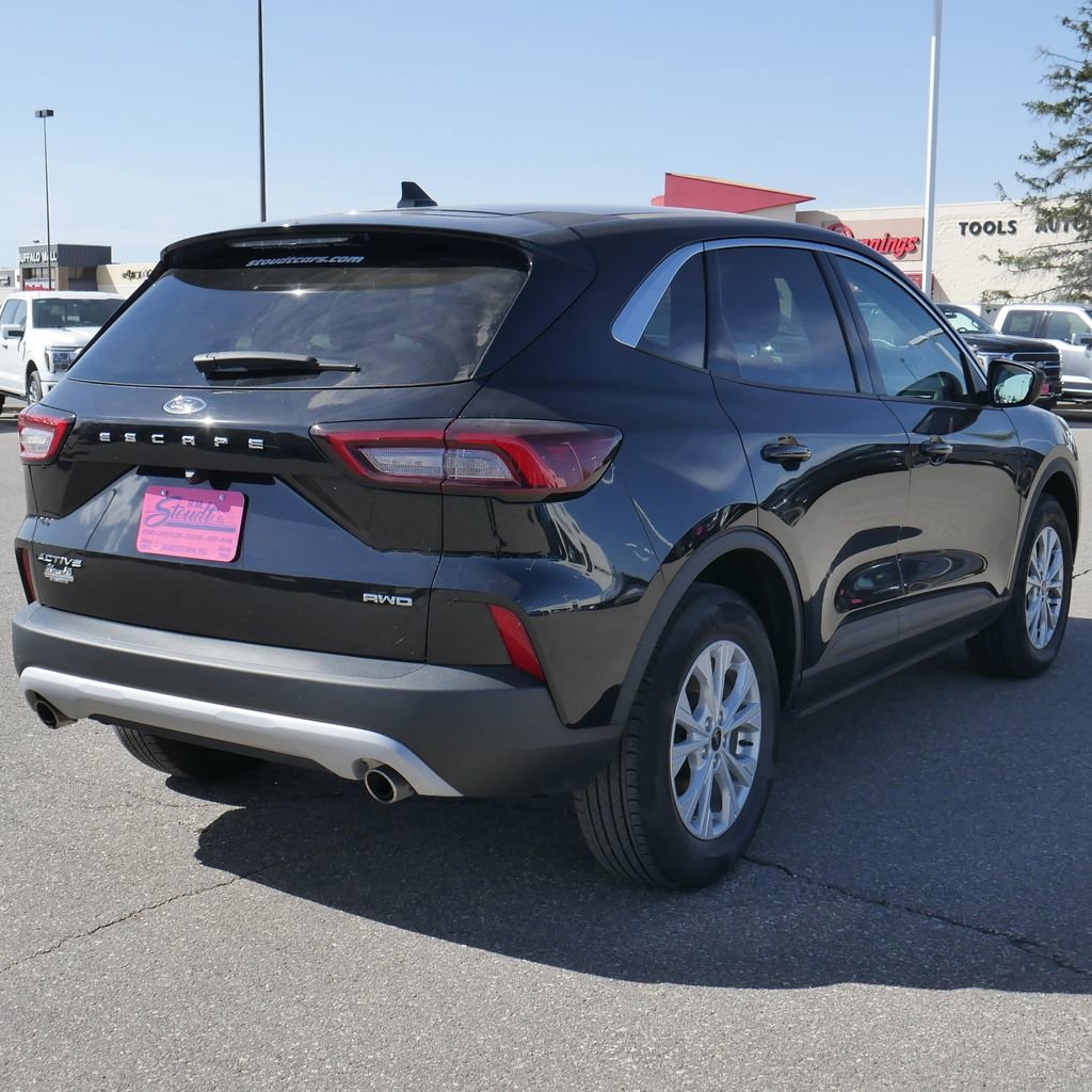 Used 2024 Ford Escape Active AWD/4WD image 11