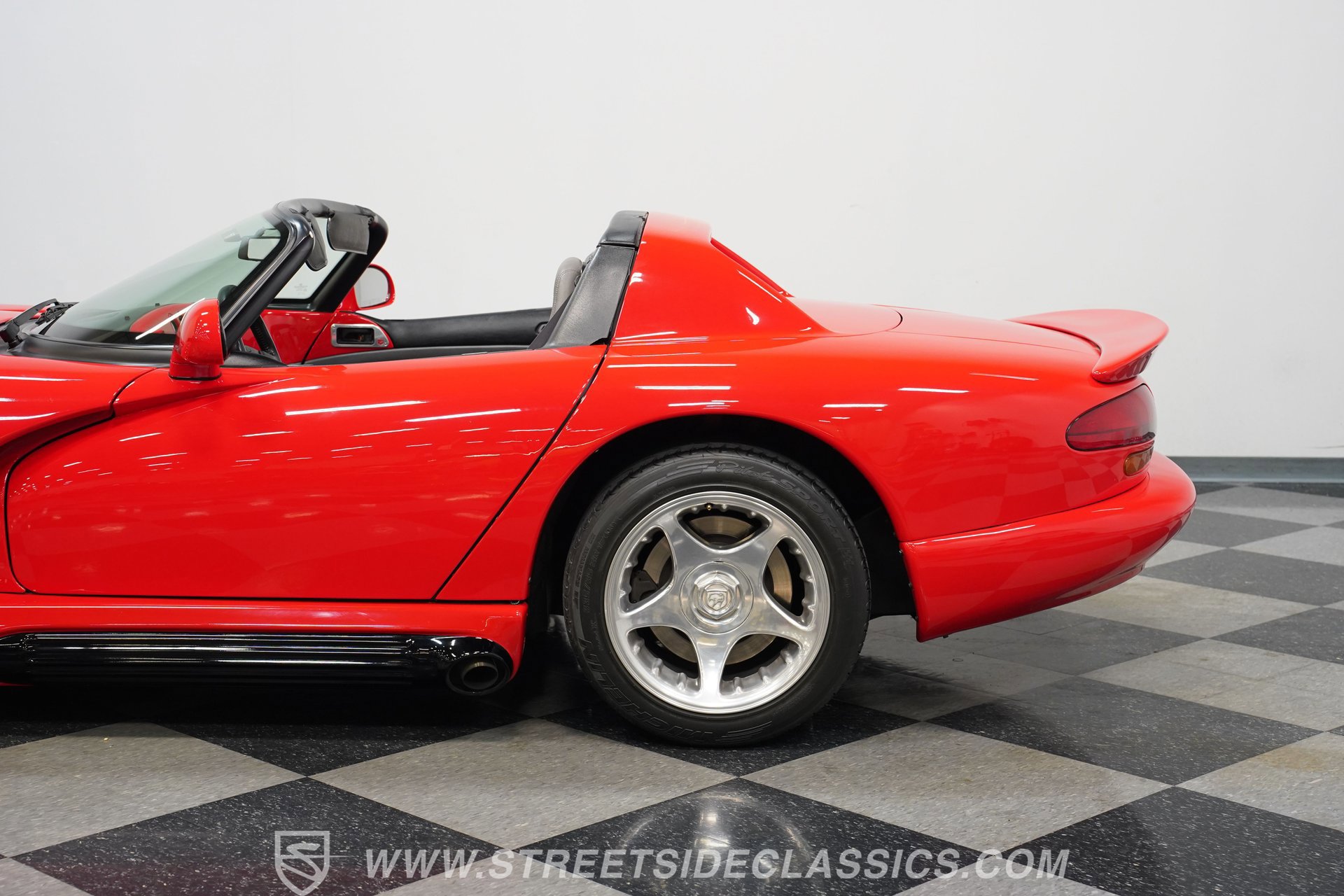 Used 1994 Dodge Viper RT/10 RWD image 23