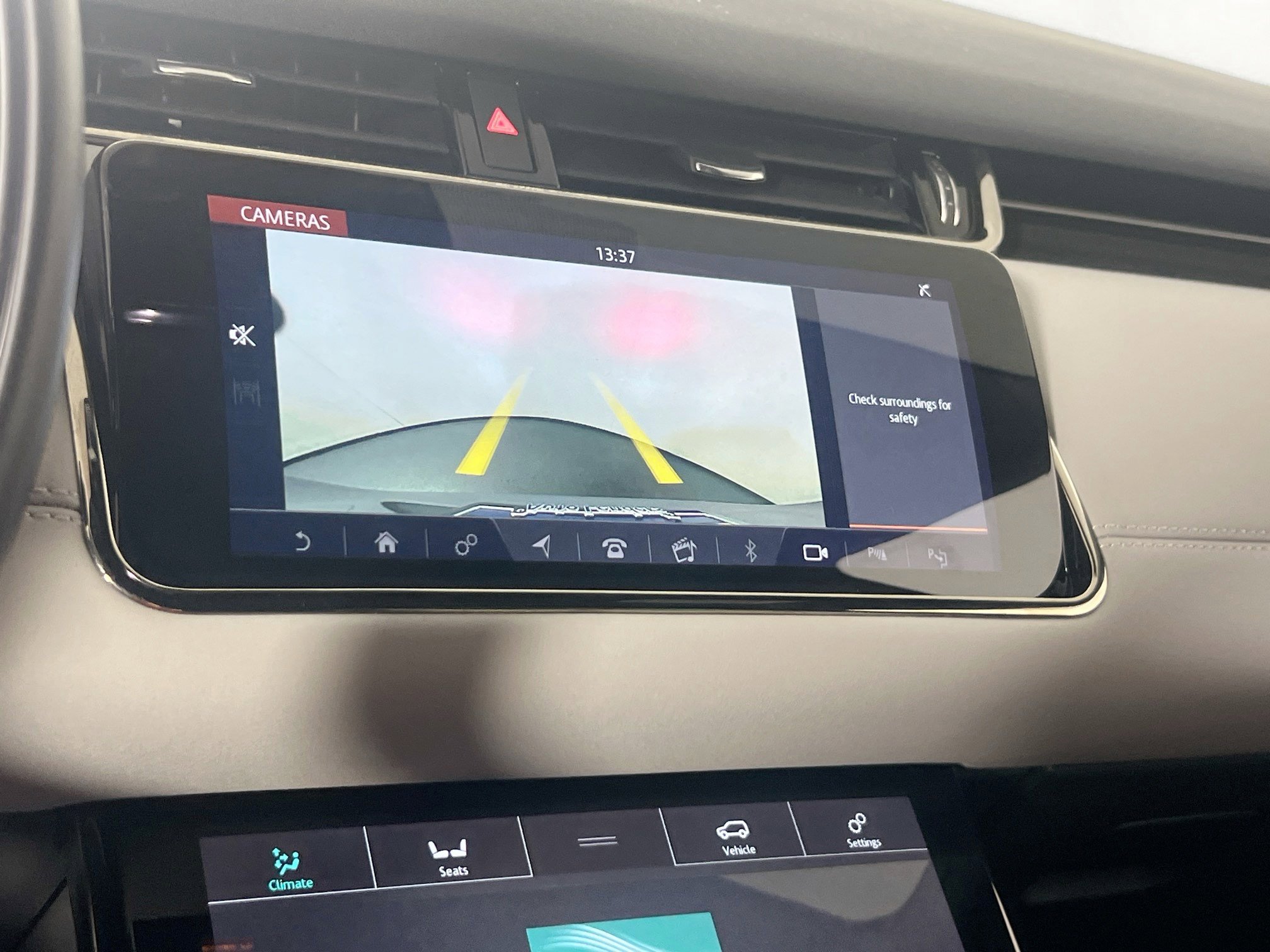 Used 2020 Land Rover Range Rover Evoque First Edition image 14