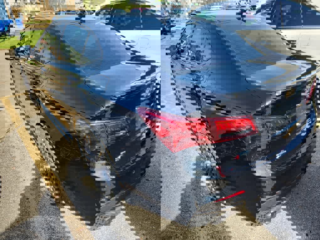 Used 2018 Acura TLX V6 w/ Technology & A-SPEC Pkg FWD image 7