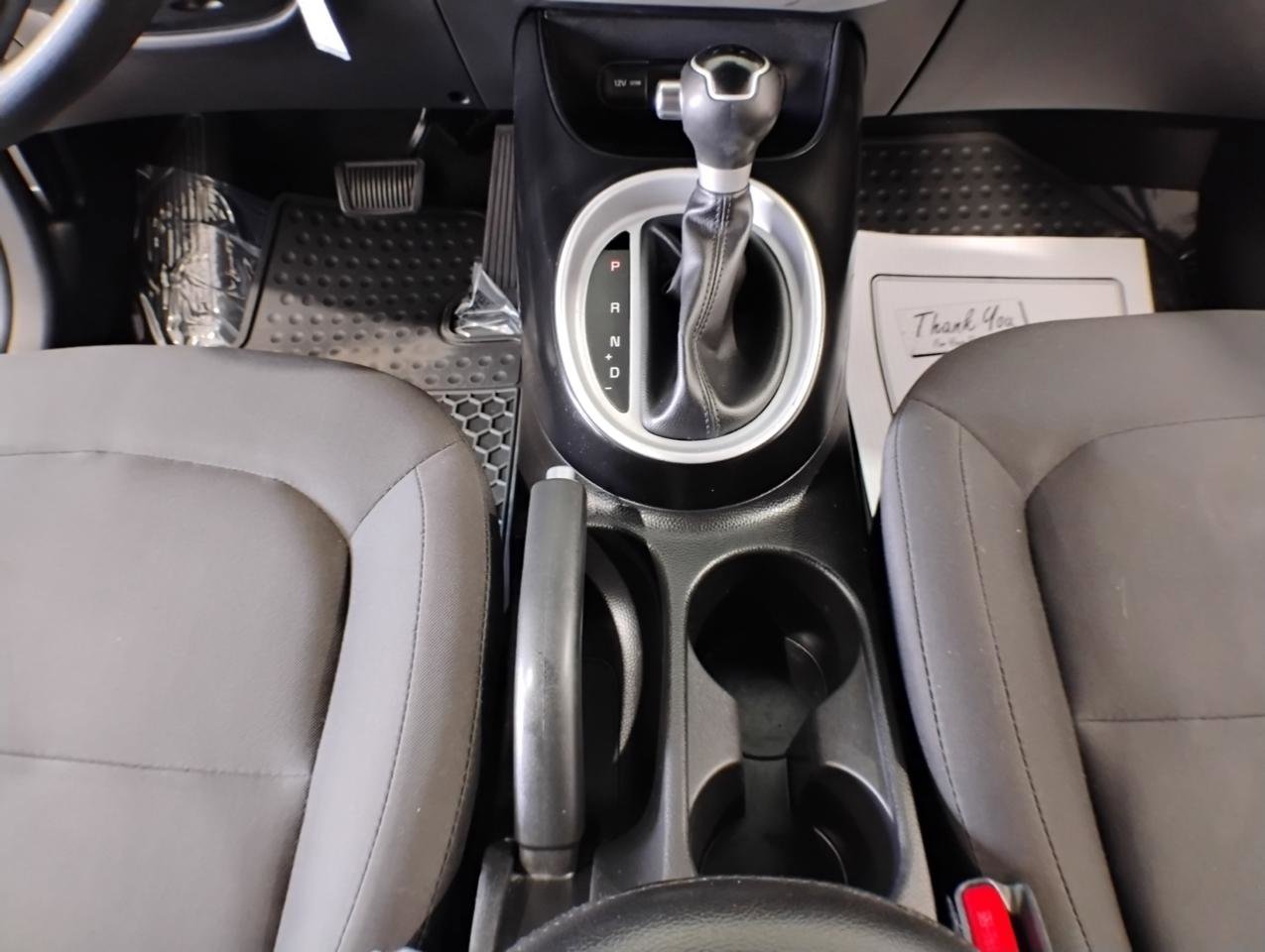 Used 2019 Kia Soul image 17