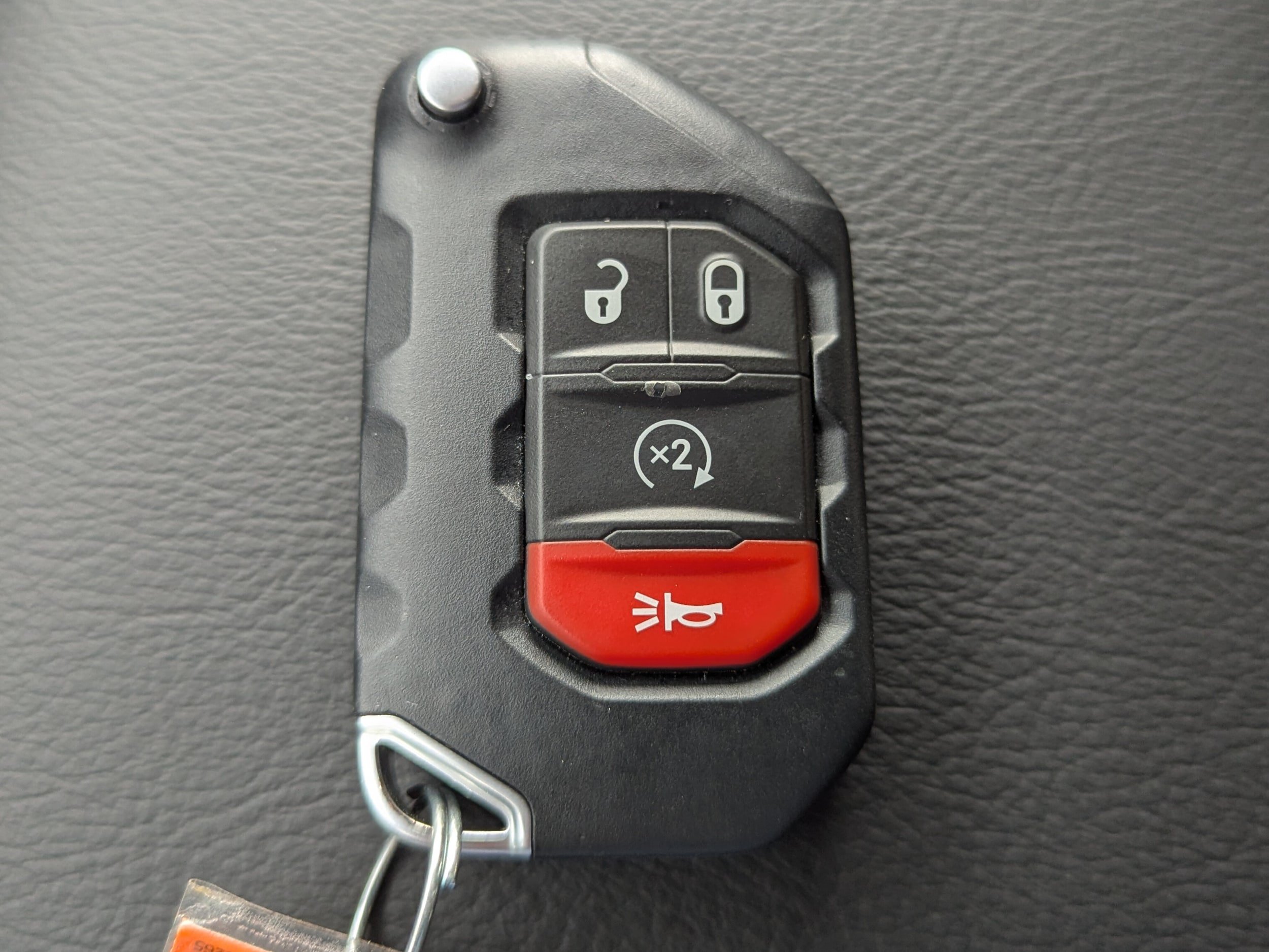Used 2025 Jeep Wrangler Unlimited Rubicon AWD/4WD image 27
