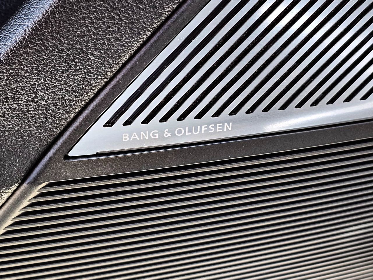 Used 2025 Audi Q7 3.0T Prestige image 13