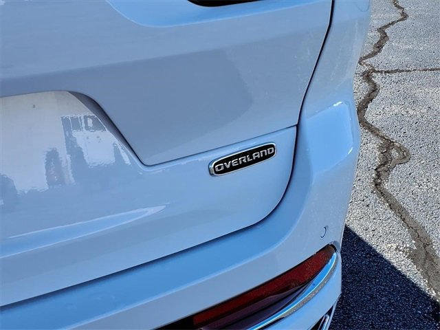 Certified 2022 Jeep Grand Cherokee L Overland w/ Luxury Tech Group IV image 31