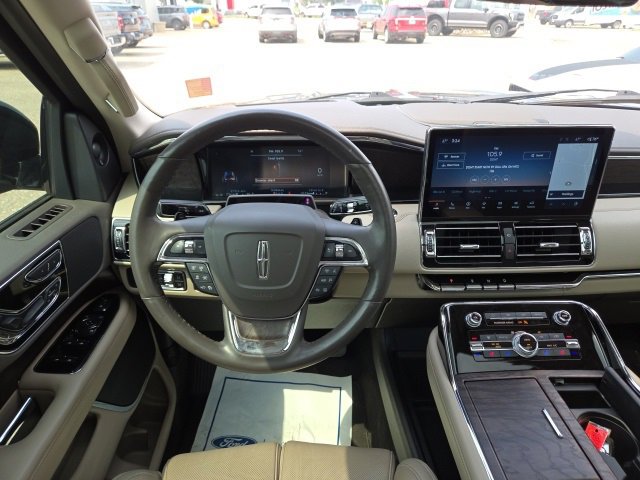 Used 2022 Lincoln Navigator L Reserve image 31
