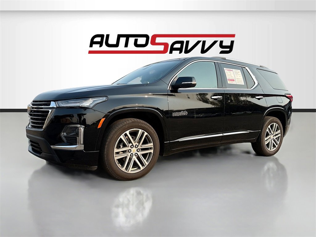 Used 2023 Chevrolet Traverse High Country image 3