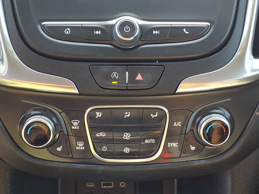 Certified 2024 Chevrolet Equinox LT w/ LPO, Floor Liner Package image 14