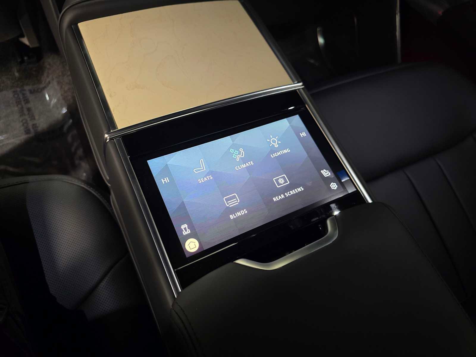 New 2025 Land Rover Range Rover SV image 22