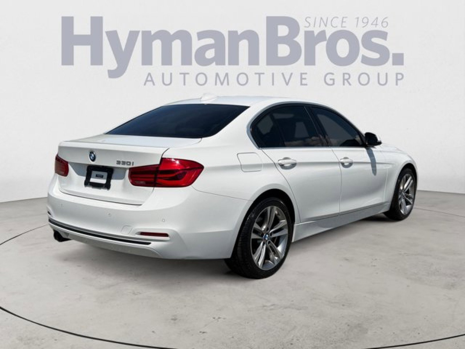 Used 2017 BMW 330i Sedan RWD image 3
