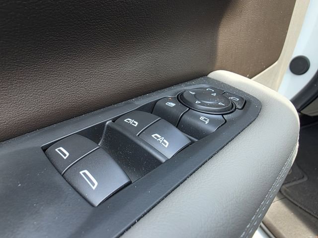 Used 2026 GMC Yukon XL Elevation RWD image 16